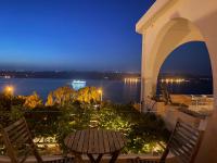 Moments - B&B Aptera