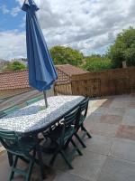 T3 terrasse calme Nîmes proche centre - Bed and Breakfast Nîmes