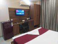 B&B Gurugram - Limewood Stay - Near Golf Course Road - Bed and Breakfast Gurugram