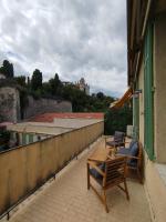 Grand studio avec terrasse - B&B Cannes
