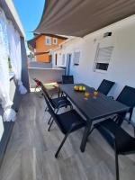 Palm tree apartment 2 - Ferienwohnung Nin