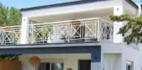 LefCoast AURA Apartments - Bed and Breakfast