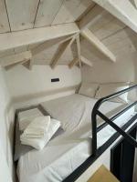 Babushka apartments Studio-loft near the sea - B&B