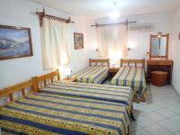 Habitación Cuádruple - vistas al jardín