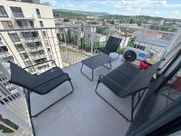 Bright Side - central & modern - B&B