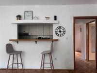Central13 App 3 - B&B