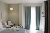 Kamer met Queensize Bed en Balkon
