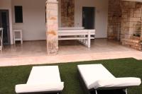 Deluxe One-Bedroom Apartment with Garden View