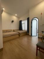 Habitación Familiar con vistas al jardín