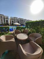 شاليه بقرية لاسرينا 3 غرف ارضي بجاردن للعائلات فقط - B&B