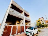 Home Escape Azure 3BHK Bunglow Near Apollo DB City - Ferienwohnung