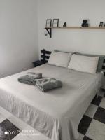 Habitación 2 en tercera planta sin ascensor no és un piso entero! A compartir Baño y cocina! - Ferienwohnung Fuengirola