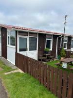 Cozy Seaside Chalet in Bridlington - B&B