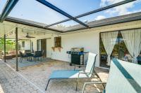 Screened Porch and Heated Pool Cape Coral Home - B&B Cape Coral