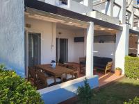 Luxury Ground Floor Apartment at Golf Resort Condado de Alhama with Private Garden & Pools - Chambres d'hôtes El Romero