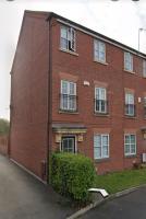 MUFC & Trafford Centre Townhouse 4 BR FREE Parking - B&B