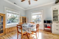 Walk to Midtown: Charming Reno Retreat - Chambres d'hôtes Reno