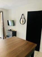 BARCARES PLAGE - Appt refait à neuf - B&B Le Barcarès