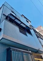 MINATOの宿-西九条駅徒歩3分1棟貸切3部屋usj5分梅田難波天王寺奈良神戸関西空港まで直通 - B&B Osaka