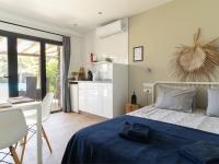 Studio - Vue sur Piscine