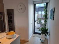 Wattle House at Highpoint - B&B Maribyrnong