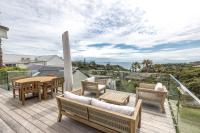 Palm Beach Seaviews With A Touch Of Luxury Awaits - Bed and Breakfast