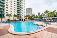Beautiful holiday apartment in Ocean Recerve near beach - B&B Sunny Isles Beach