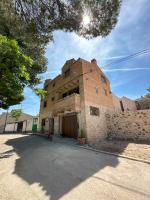 VUT La Greda - B&B