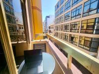 New big flat with balcony 50mts away from beach Parking Optional - Bed and Breakfast Las Palmas de Gran Canaria