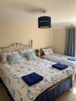 Quaint beachside cottage - B&B