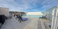 Juan 4 prs, clim, 300m plage, piscine, parking - B&B Antibes