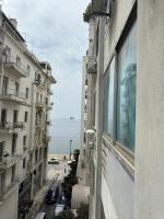 Sea view Aristotelous square - B&B
