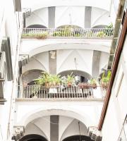 Costantinopoli 33 Grand Suite - Chambres d’hôtes Naples