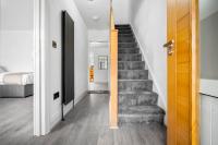 5 bedroom house Solihull 10 mins drive from BHX & NEC Private off road parking - Ferienwohnung Birmingham