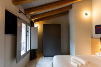 Estudio con cama extragrande