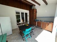 Bungalow con 2 Camere da Letto