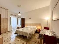 Two-Bedroom Deluxe Apartment with Balcony