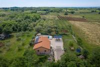 Villa Pendolina with Private Pool - B&B Buje