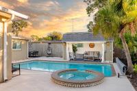 Pool Home Close to the Beach and Downtown - B&B Seminole
