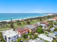 Mountain Views on Marine Parade - Ferienwohnung