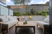 Central Style The Mount with Pool Spa Gym - Ferienwohnung Mount Maunganui