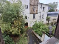 Appartement typique au coeur du vieux Tours - Bed and Breakfast