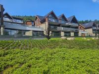 Aparts4U - Kras Resort Apartament A302 z prywatnym jacuzzi, sauną i widokiem na góry - Chambres d'hôtes Szklarska Poręba