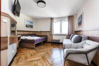 Vierbettzimmer mit Bad