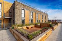 Luxury 1 bedroom flat with balcony - St Anne's - Ferienwohnung