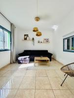 Canary House Granadilla - Bed and Breakfast