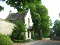 Aux grilles du Château de Saint-Aignan, à 2km de Beauval, les maisons de Sidonie et Léonard - Chambres d'hôtes Saint-Aignan