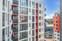 ARI Rose Apartment with Cozy Balcony - B&B