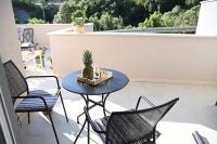 One bedroom apartment Zefir near štikovica beach - B&B
