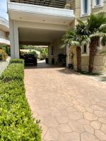 Lia's luxury apartment - near airport - Chambres d’hôtes Koropí